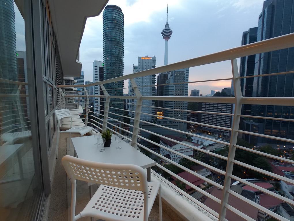 Beautiful Klcc Apartment Kuala Lumpur Exterior photo